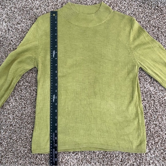 August Silk Knits Lime Green Top in Sz Small - Picture 7 of 11